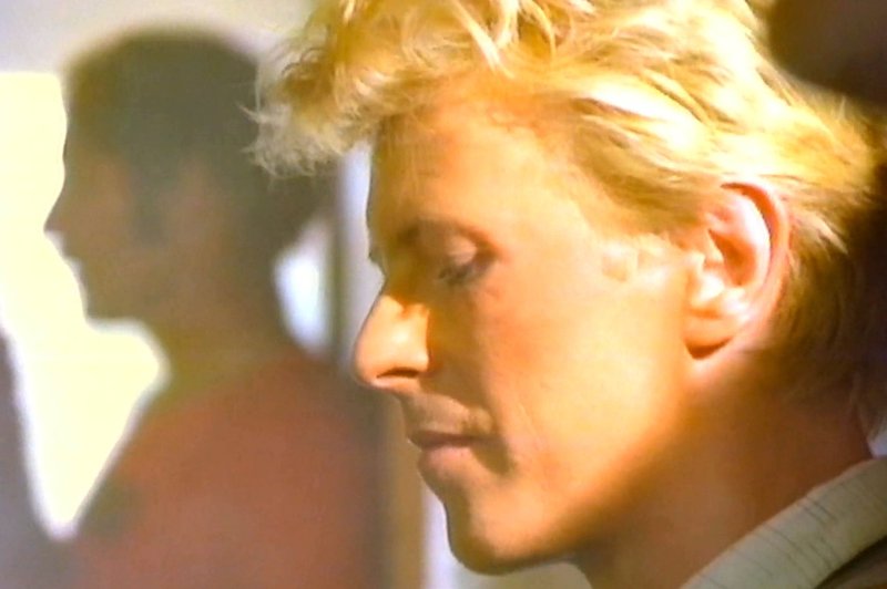 V stari košarici za kruh se je skrival prvi demo posnetek Davida Bowieja! (foto: profimedia)