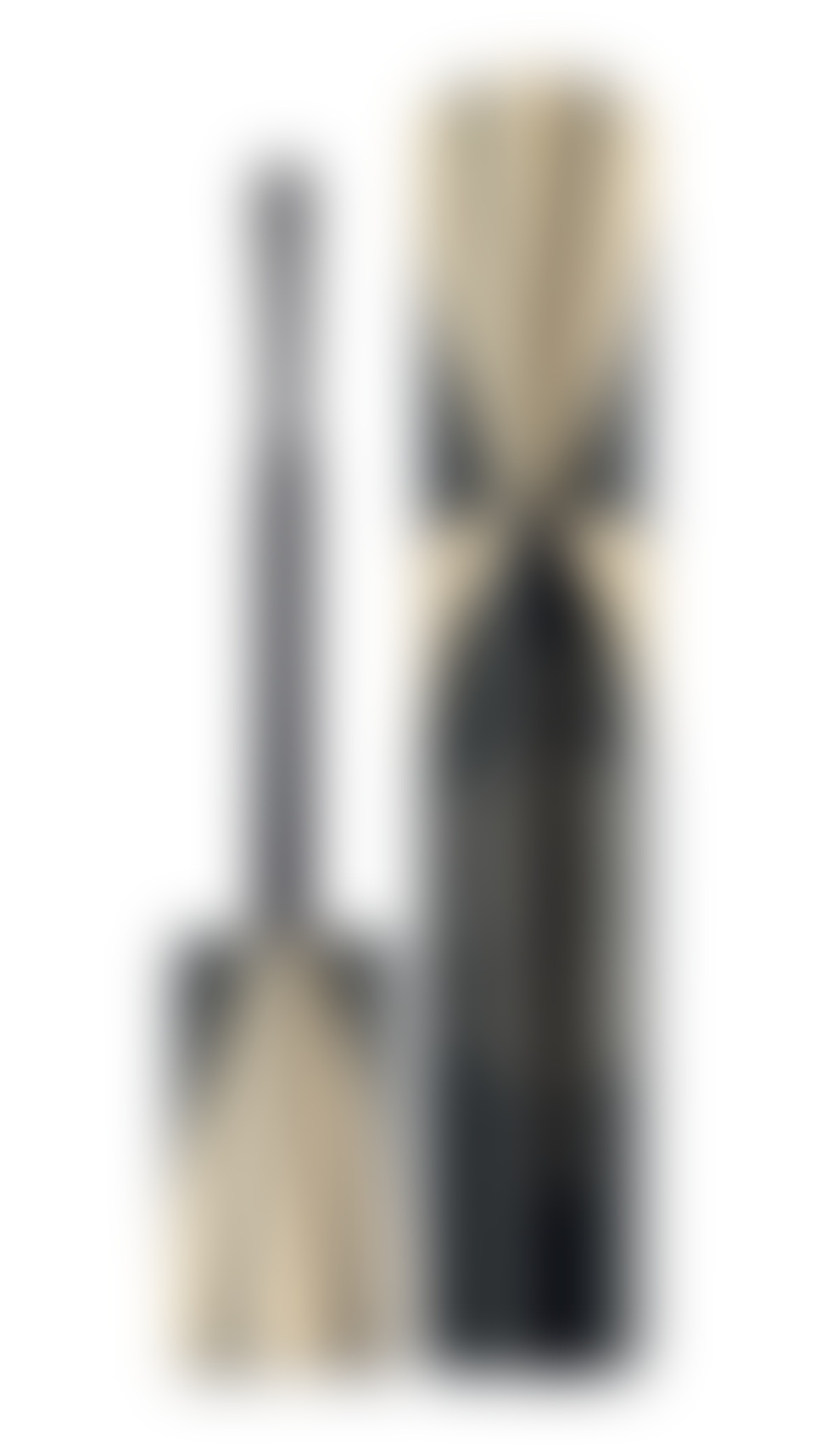 MAX FACTOR 
Glamour Extensions 
3 v 1 je nova 
inovativna maskara 
z izjemno kombinacijo 
tehnologije 
in razvoja pri 
oblikovanju krtačke. 
Kombinacija 3 v 1 
združuje unikatno 
krtačko in vsebino 
masakre, ki 
zajema tri 
ključne 
elemente, ki 
si jih vsaka 
ženska želi 
– volumen, 
dolžino in 
intenzivnost 
trepalnic, kar 
ustvari 
poudarjen 
glamurozen 
videz. 
13,83 EUR