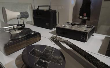 Fotogalerija z razstave Neue Slowenische Kunst v Moderni galeriji