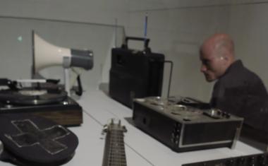 Fotogalerija z razstave Neue Slowenische Kunst v Moderni galeriji