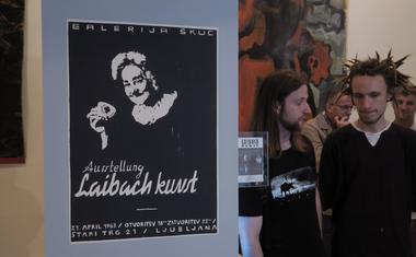 Fotogalerija z razstave Neue Slowenische Kunst v Moderni galeriji