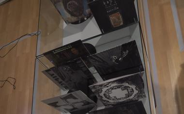 Fotogalerija z razstave Neue Slowenische Kunst v Moderni galeriji