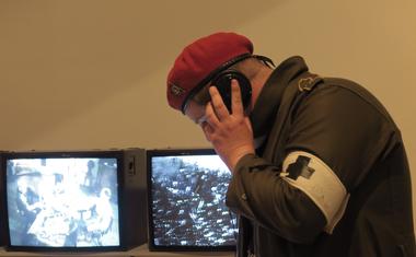 Fotogalerija z razstave Neue Slowenische Kunst v Moderni galeriji