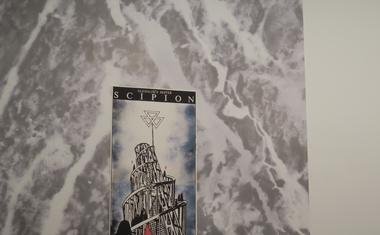 Fotogalerija z razstave Neue Slowenische Kunst v Moderni galeriji