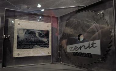 Fotogalerija z razstave Neue Slowenische Kunst v Moderni galeriji