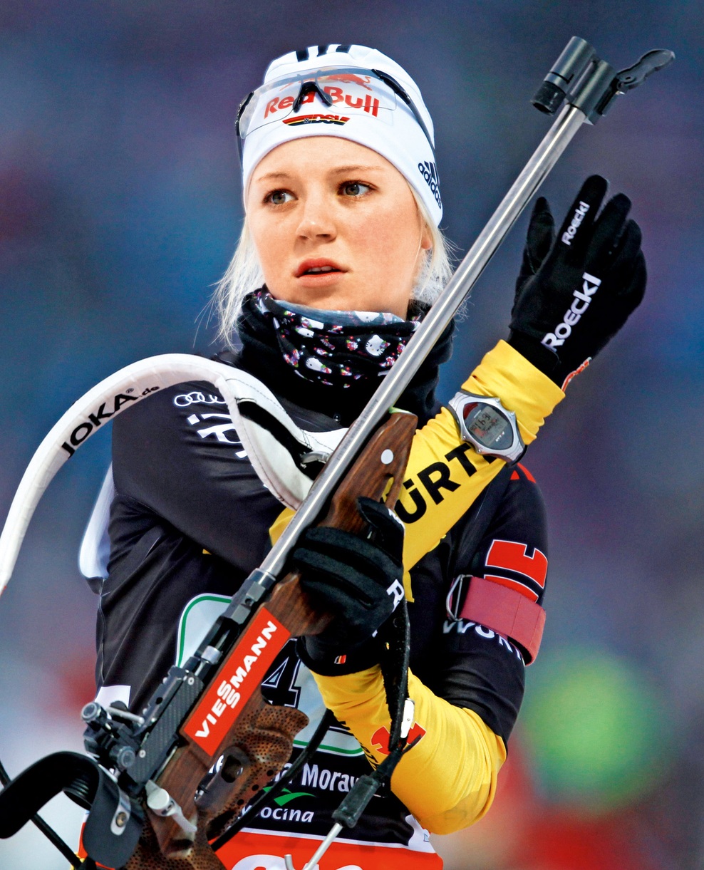 Tiger Woods in Lindsey Vonn sta se uradno razšla zaradi preštevilnih delovnih obveznosti in posledično pomanjkanja časa, neuradno pa zaradi njegove nezvestobe.