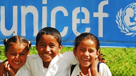 Vabljeni v pisani svet UNICEF-ovih Punčk iz cunj