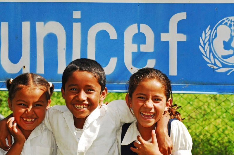 Vabljeni v pisani svet UNICEF-ovih Punčk iz cunj (foto: profimedia)