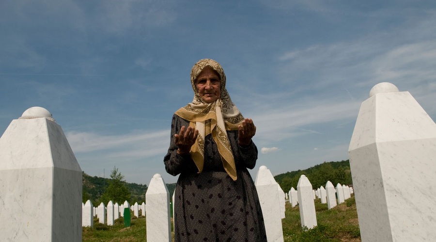Razstava Srebrenica 1995 v Mestni hiši v Ljubljani  (foto: profimedia)