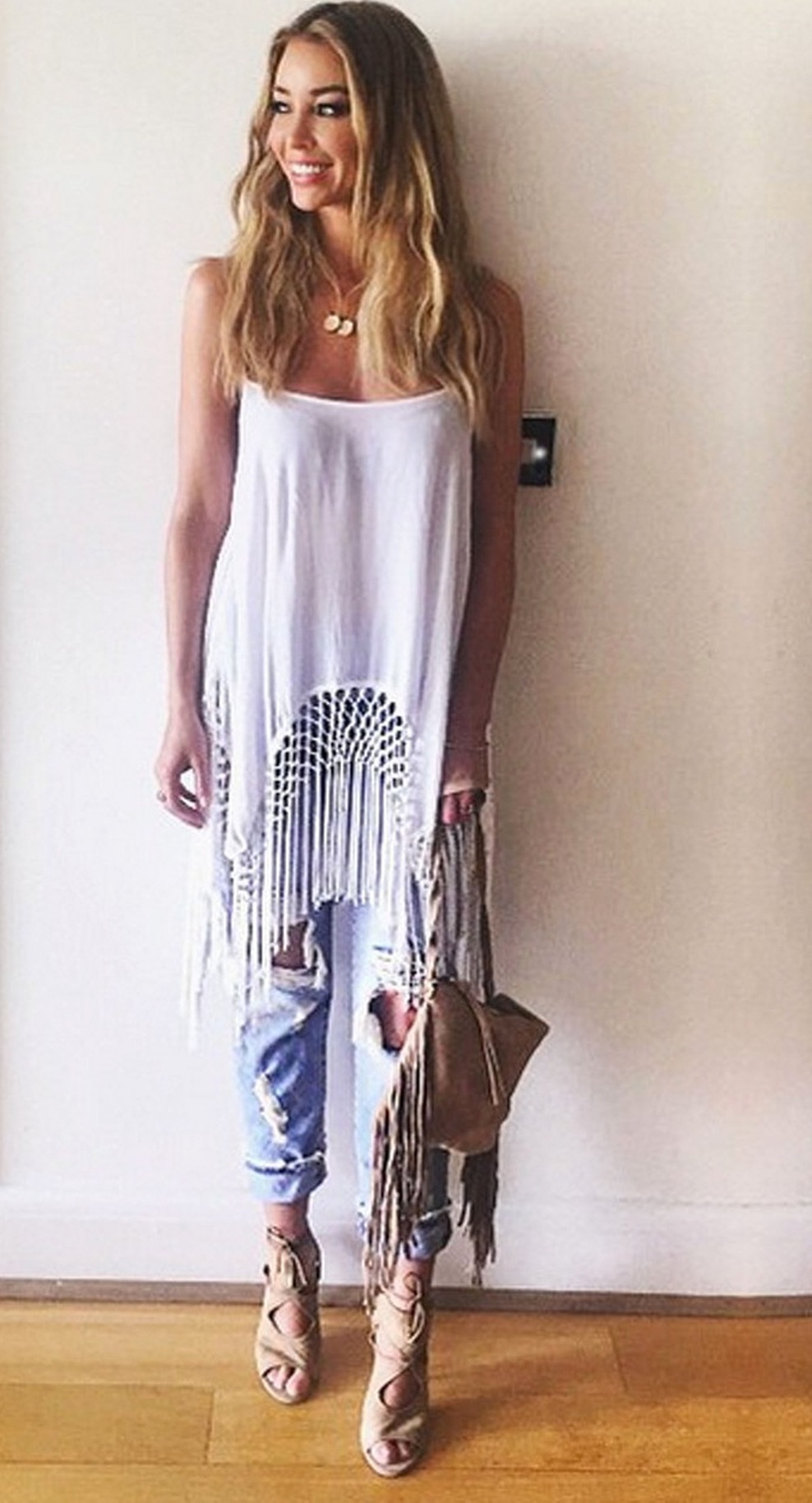 Široke majice, ki lahkotno padajo - idealni poletni šik