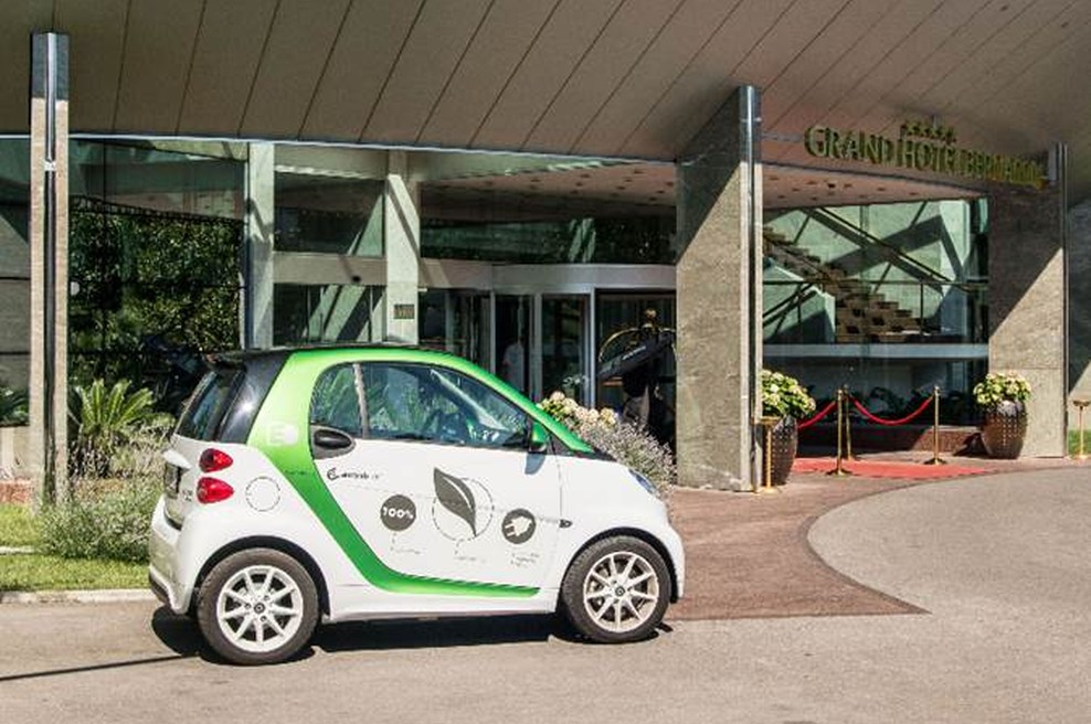 Polnilna postaja za električne avtomobile tudi v Hotelih Bernardin (foto: Hoteli Bernardin)