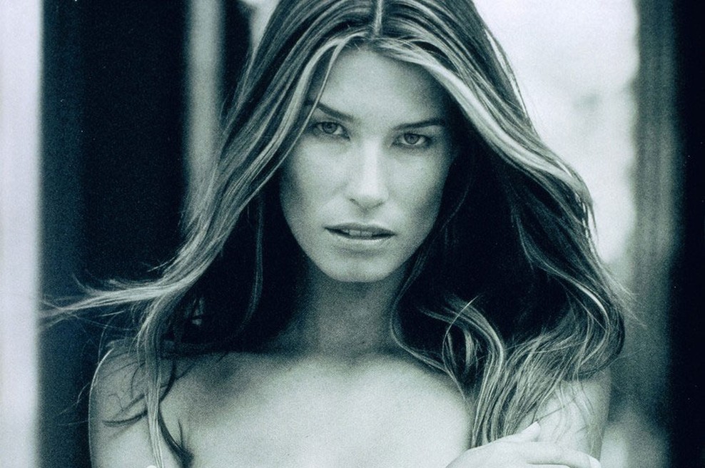 Resnične zgodbe o ... ženskih prsih! (foto: profimedia)