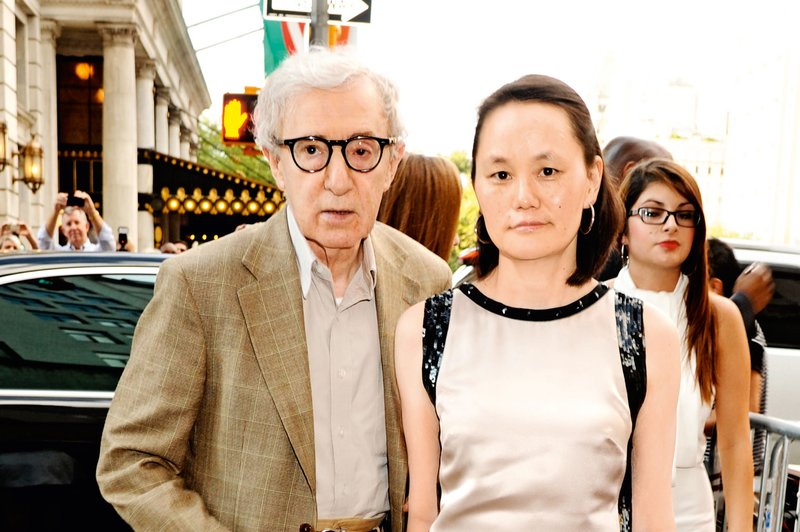Woody Allen: S Soon-Yi nama gre kot po maslu! (foto: profimedia)