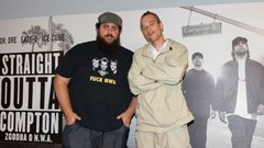 
                                                         Pižama in Nikolovski