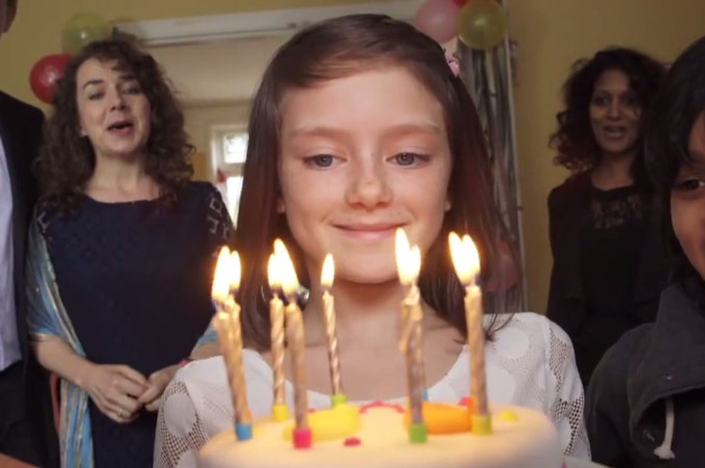 Po Makedoncih zdaj še Madžari s solzilcem nad begunce! Kam gre ta svet? (foto: Youtube)