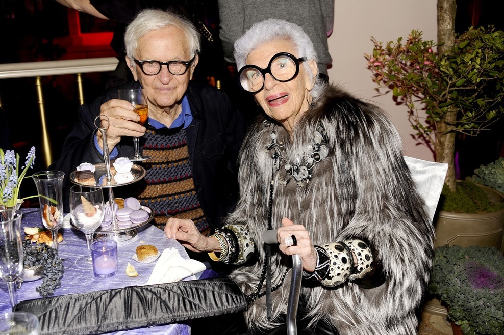 S soprogom Carlom Apfelom