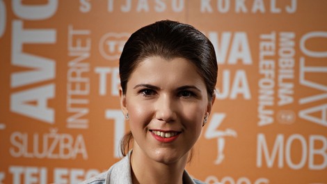Olena Smrekar