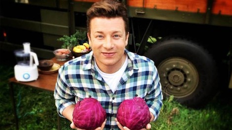 Jamie Oliver je shujšal za 12 kilogramov. Preverite, kakšen je njegov recept!
