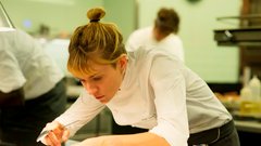 
                                                         Prihaja film Burnt - Kuhar na robu