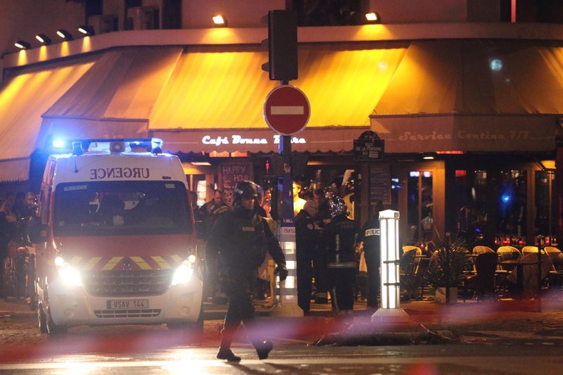 Odzivi na krvavi petek 13. v Parizu! (foto: profimedia)