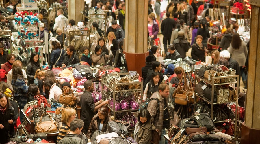 Črni petek v Ameriki! Si res želite tega!? (foto: profimedia)