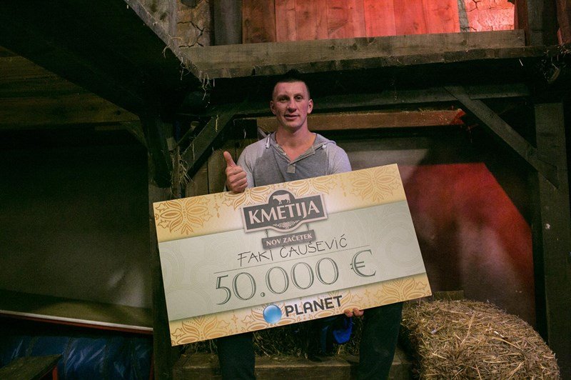 Kmetija: Nov začetek! Prejemnik zmagovalnega čeka za 50.000 evrov je Faki! (foto: Klemen Korenjak)