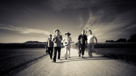 Dan D: akustično, ekskluzivno, praznično