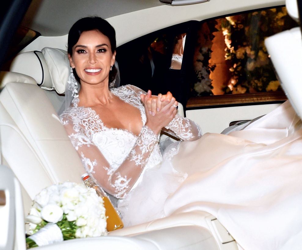 Frank ima iz dolgoletne
zveze s špansko manekenko
Elen Rivas dve hčerki.