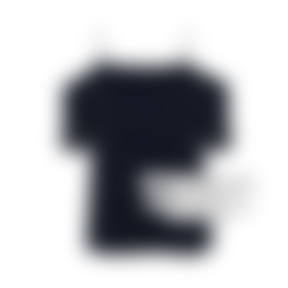 Top z razkritimi 
rameni 
Massimo Dutti,
 49,95 EUR