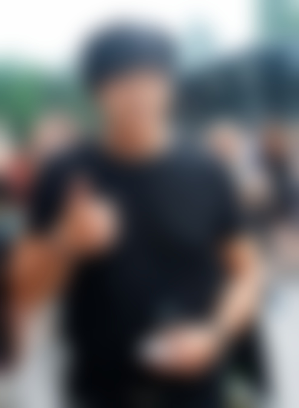 Ani Frece (mačjeljubka)
Ani je prava ljubiteljica hišnih ljubljenčkov in doma imajo kar nekaj živali. Njeno srce je osvojil predvsem maček Tom, ki pa je po njenem mnenju ne mara preveč. “Je zelo resen in ne dovoli, da silim vanj,” nam je povedala akademska glasbenica in priznala, da včasih rada z njim zapleše, sam pa nad njenimi plesnimi koraki ni najbolj navdušen.