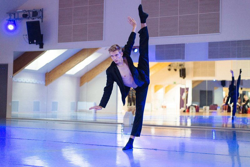 Matej Voušek  plesalec Plesne šole Kazina (foto: Tomaž Kos)