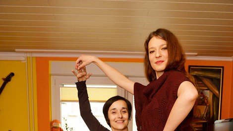 Nina in Mihaela Wabra: Sestri, ki ne poznata ovir