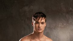 Gregor Potrebuješ je 19 letni Dolenjec.
