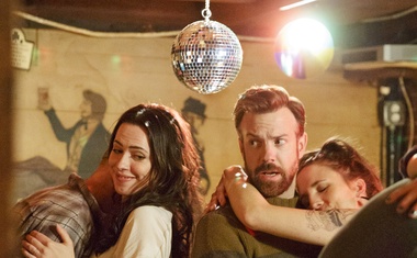 Tumbledown: Moževo smrt počasti z biografijo