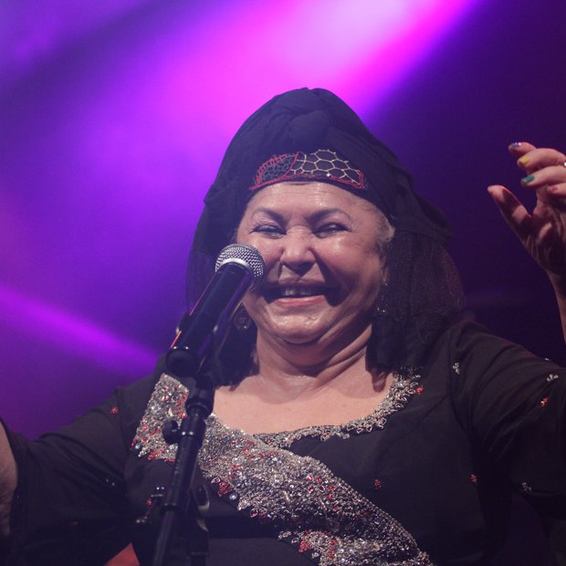 Foto utrinki s koncerta Esme Redžepove v Zlatem zobu