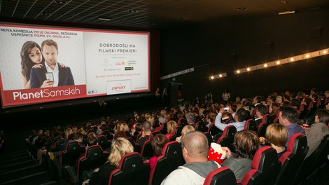 Mitja Okorn na premieri, ki ga je gostil Hitradio Center, navdušil celjsko publiko