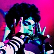 Prince je s svojim odhodom svet zavil v vijolično