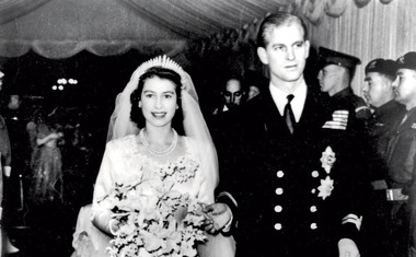 Kraljica Elizabeta II.: 90 let in še vedno na prestolu
