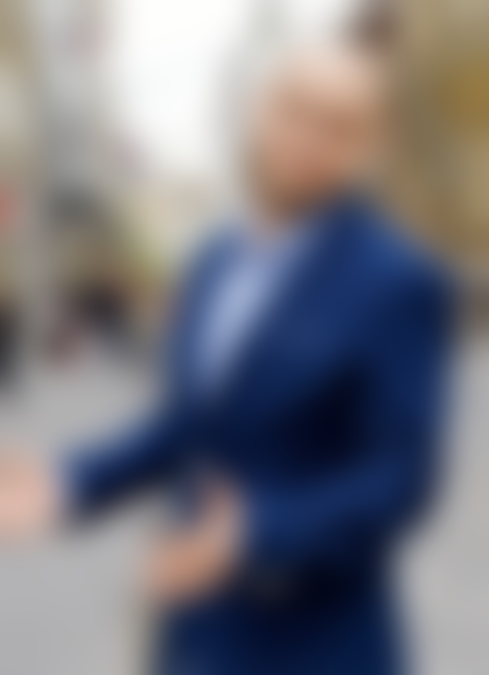 Mitja se je prvič 
med rjuhe podal 
z devet let 
starejšo deklino.