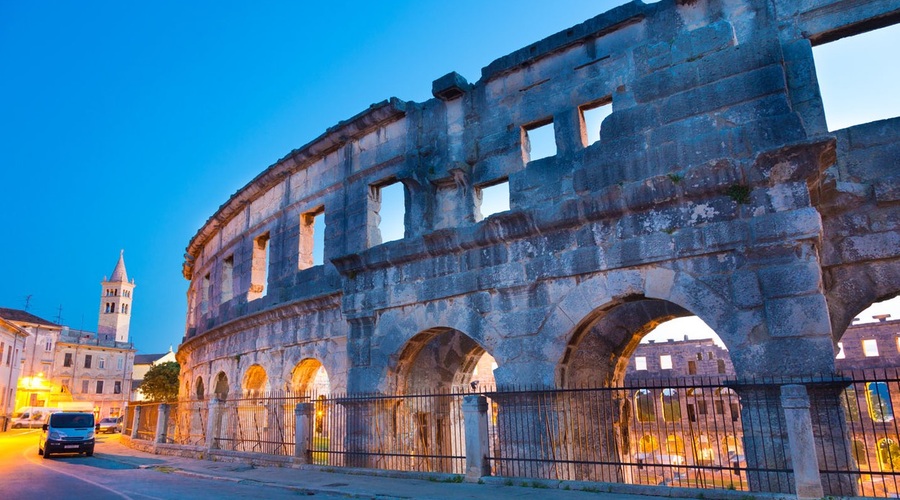 Rock pravljica v Areni Pula: STATUS QUO in ROBERT PLANT (foto: profimedia)