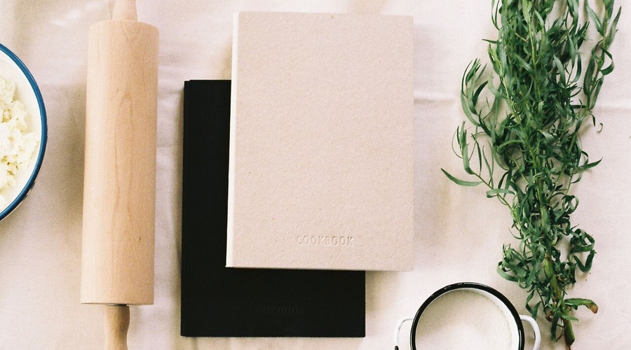 Project Cookbook - kuharska knjiga, ki jo pišete sami in z dnem nakupa postane vaš osebni kulinarični projekt (foto: cookbook)