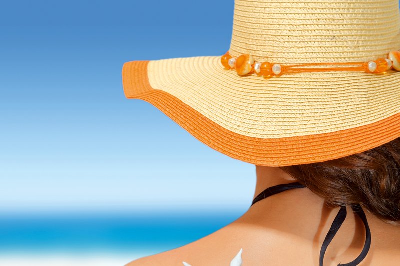 Zaščita pred soncem: Ne le sončna krema, temveč naše obnašanje! (foto: Shutterstock)