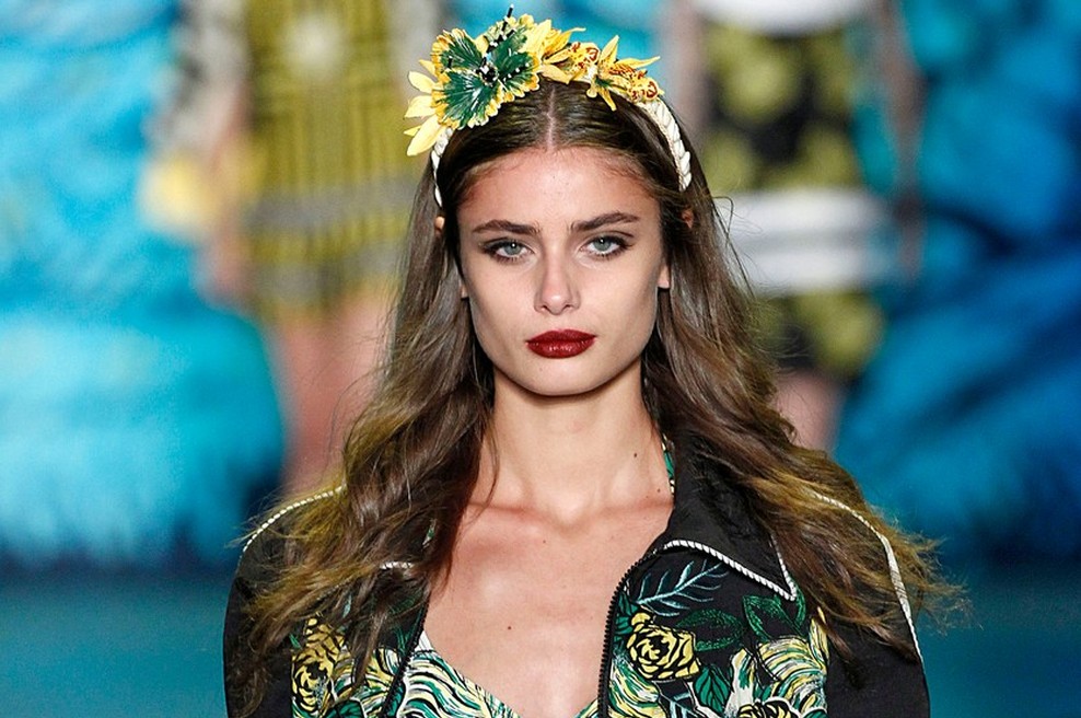 Kaj vse prinaša nova avgustovska številka Elle (foto: Profimedia)