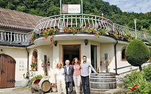 Uspešna vinarska družina Horvat s 55-letno tradicjio