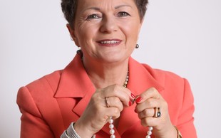 Prstan Pavitri - prstan, ki vam bo prinesel bogastvo!