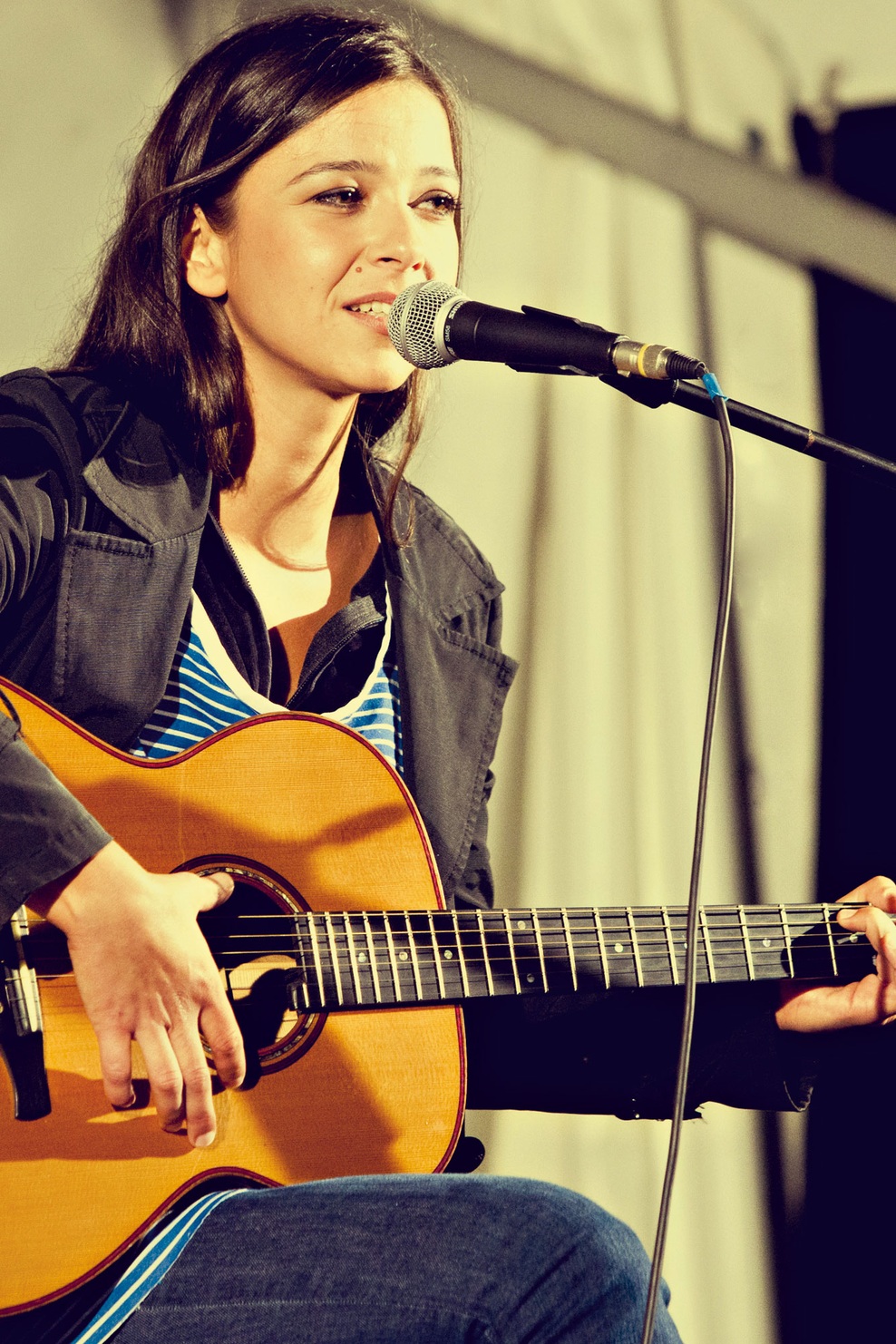 Severa Gjurin: Vokalni večer avtorske glasbe