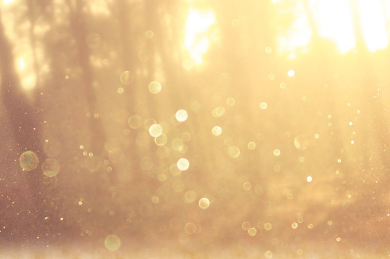 Lepotni nasvet: Ni vse zlato, kar se sveti! (foto: Shutterstock)