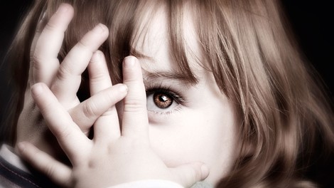 Vzgoja introvertiranih otrok: Moj otrok je plašen!