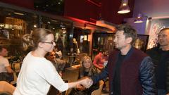 Satirična komedija Pr'Hostar razprodala premiero