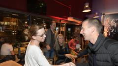 Satirična komedija Pr'Hostar razprodala premiero